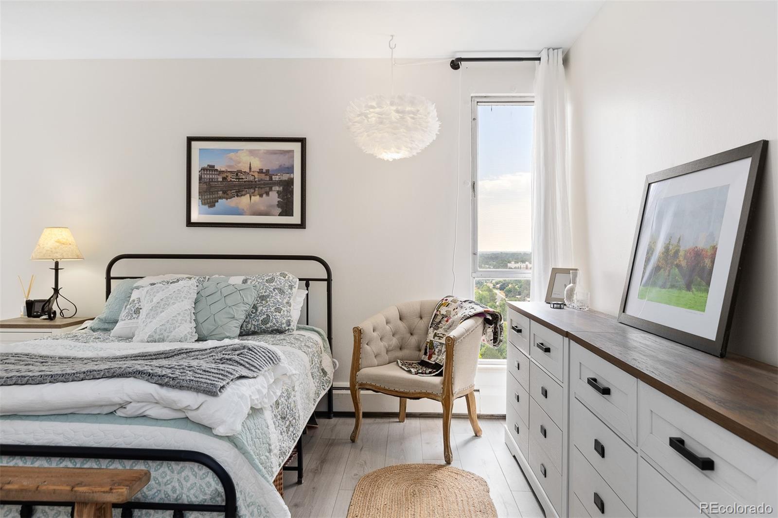 955 Eudora Street 1606