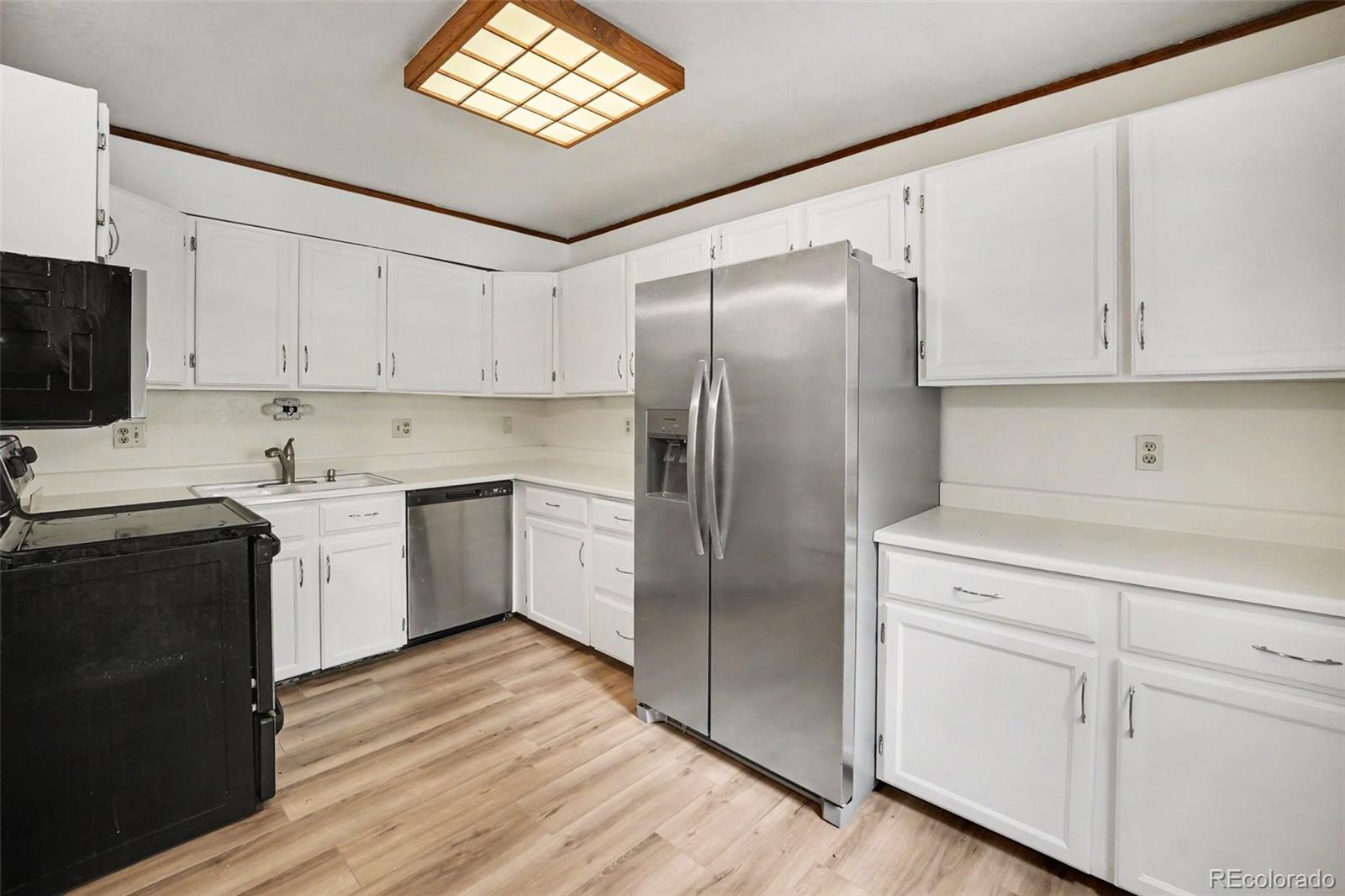 11560 Community Center Drive 76