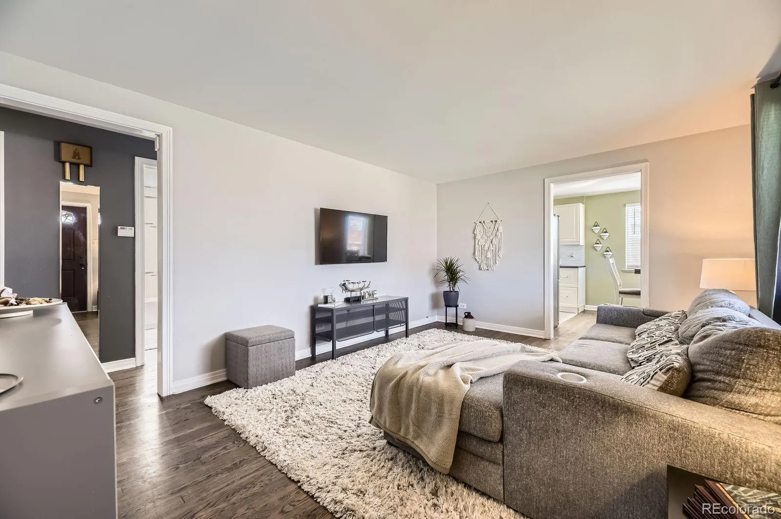 Denver, Colorado 80219, United States, 3 Bedrooms Bedrooms, ,1 BathroomBathrooms,Residential,Pending,114684