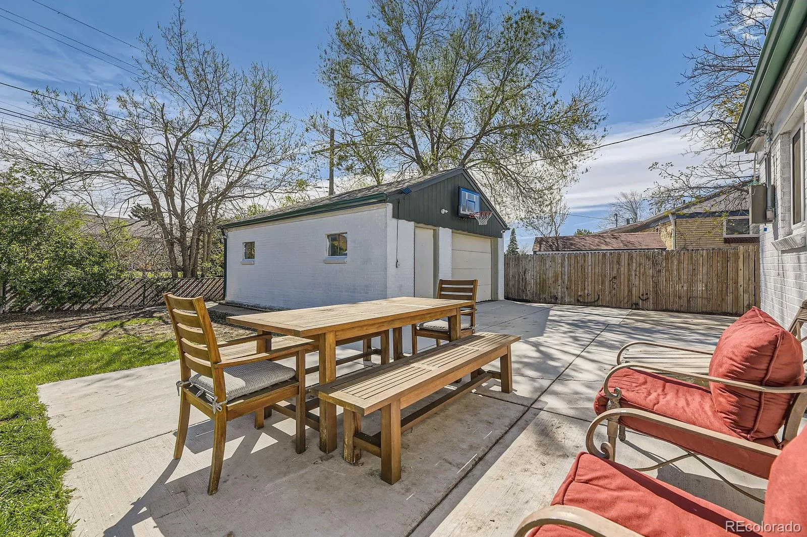 Denver, Colorado 80219, United States, 3 Bedrooms Bedrooms, ,1 BathroomBathrooms,Residential,Pending,114684