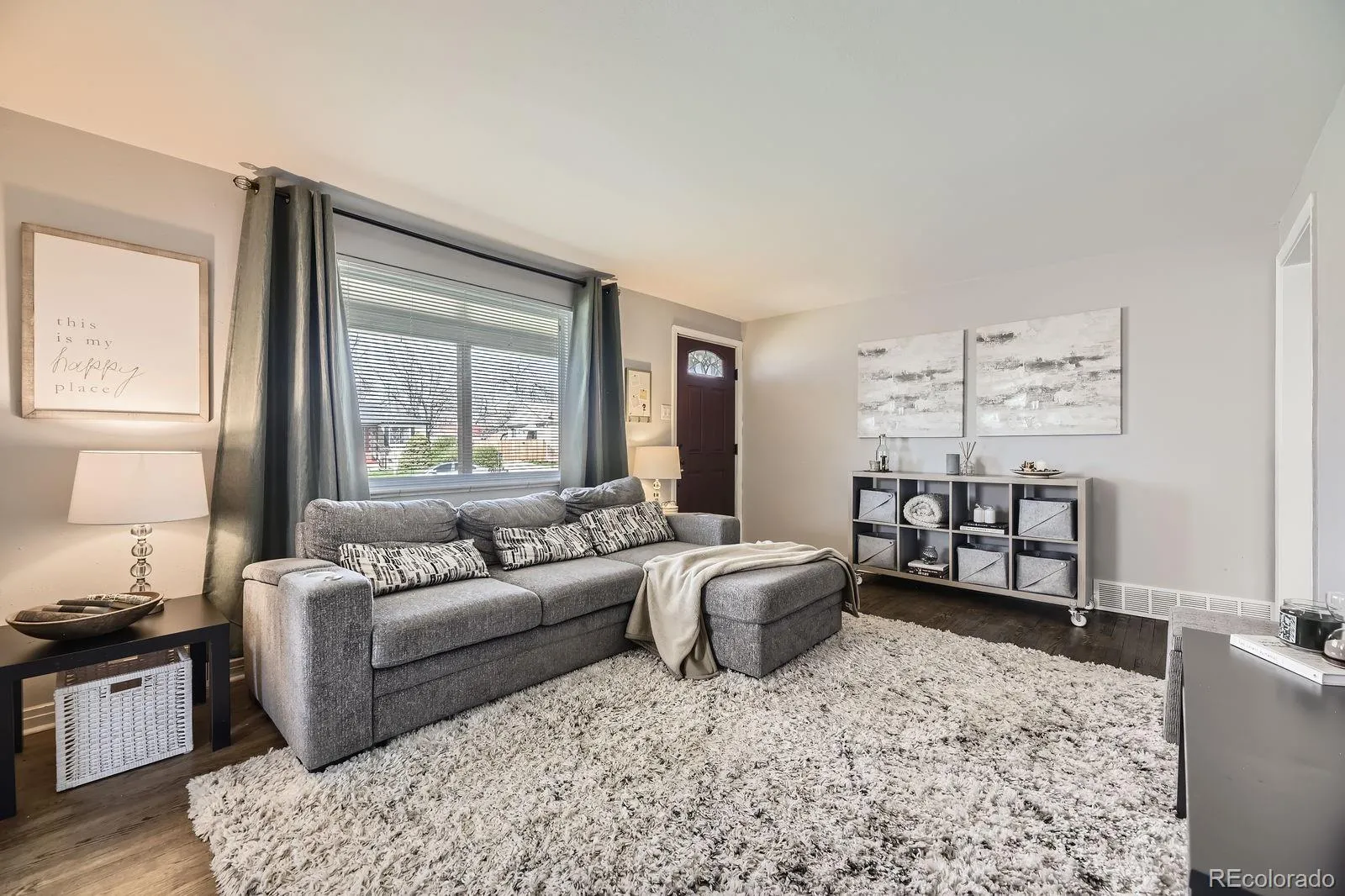 Denver, Colorado 80219, United States, 3 Bedrooms Bedrooms, ,1 BathroomBathrooms,Residential,Pending,114684