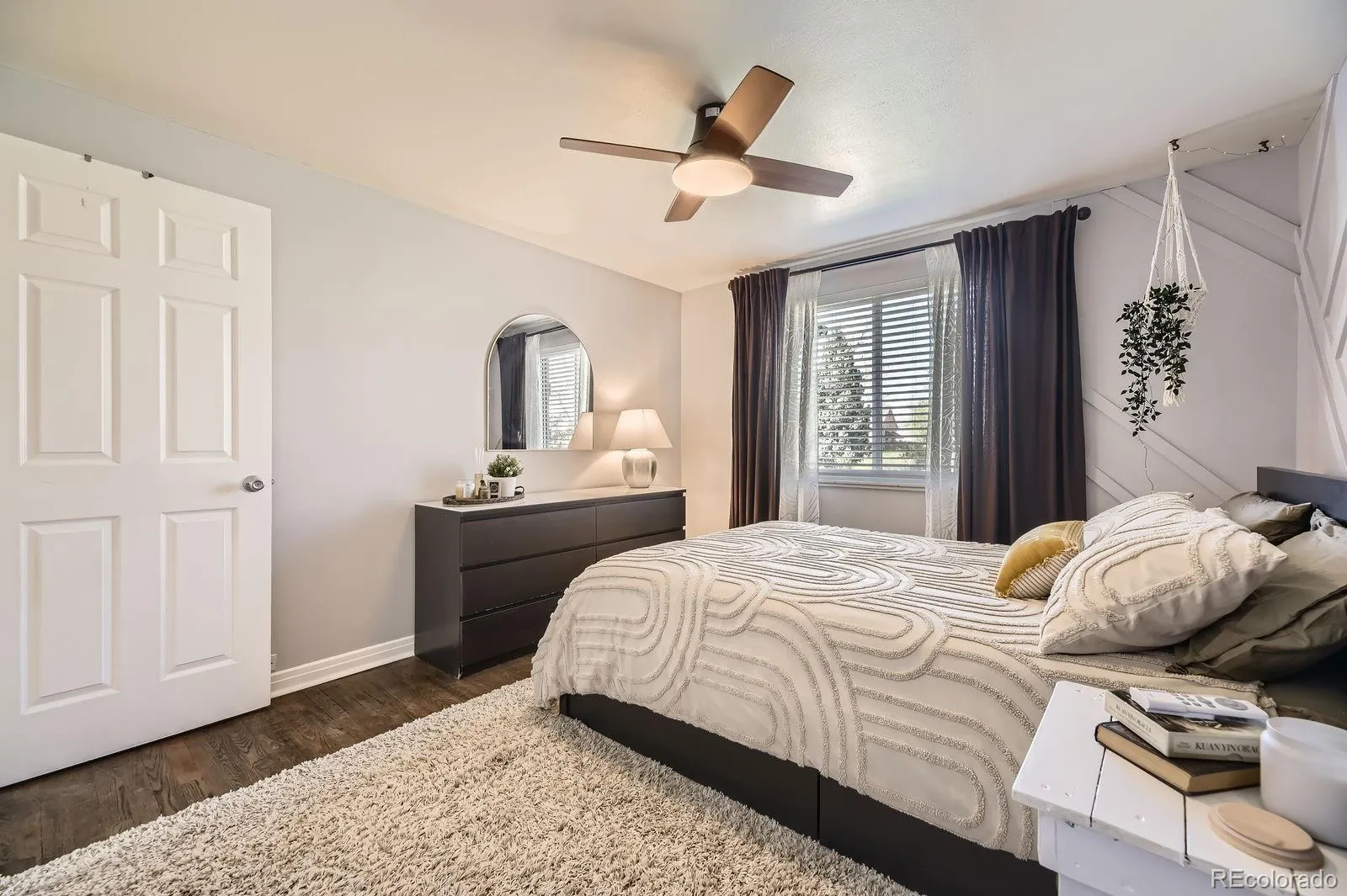 Denver, Colorado 80219, United States, 3 Bedrooms Bedrooms, ,1 BathroomBathrooms,Residential,Pending,114684