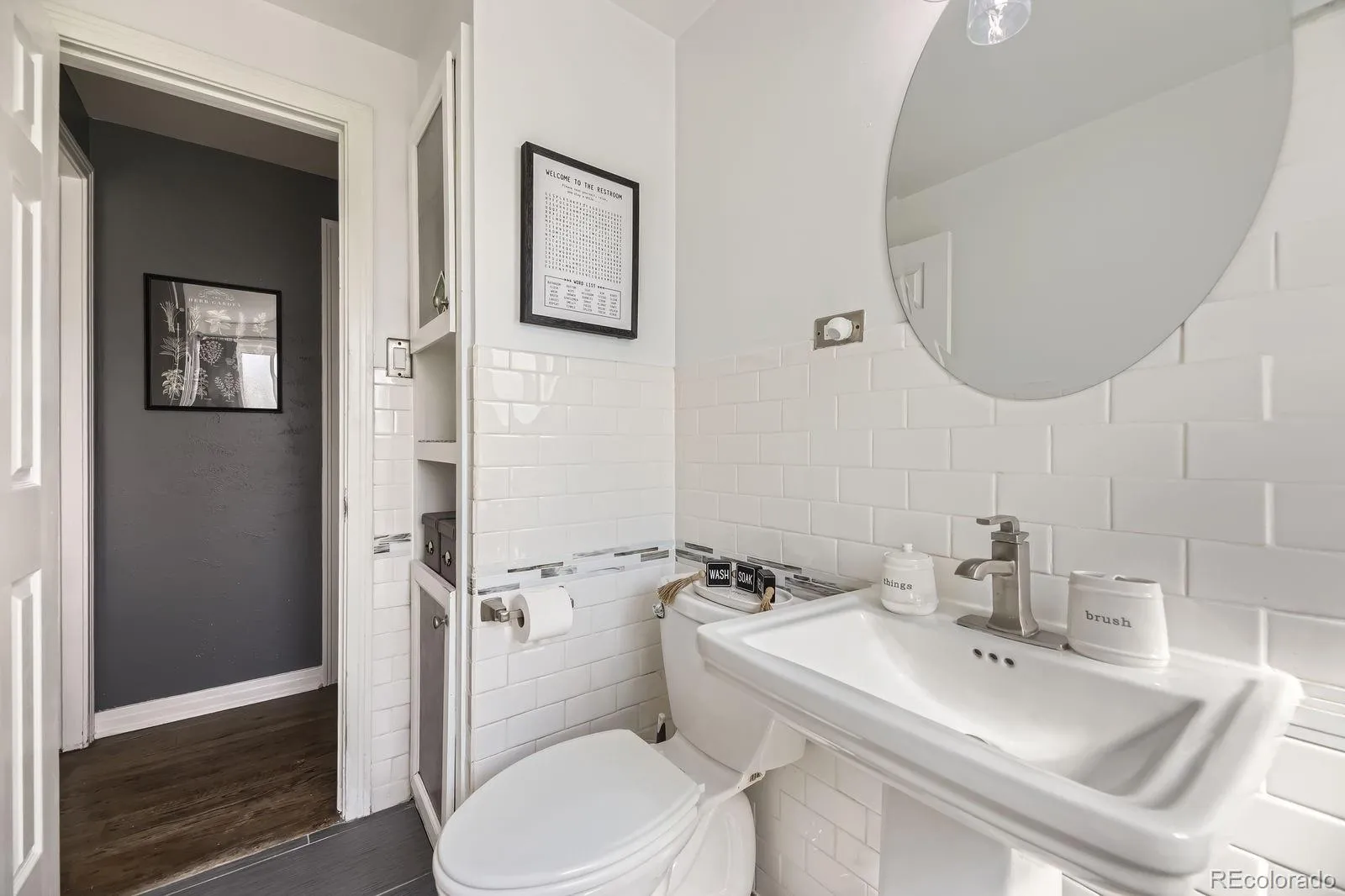 Denver, Colorado 80219, United States, 3 Bedrooms Bedrooms, ,1 BathroomBathrooms,Residential,Pending,114684