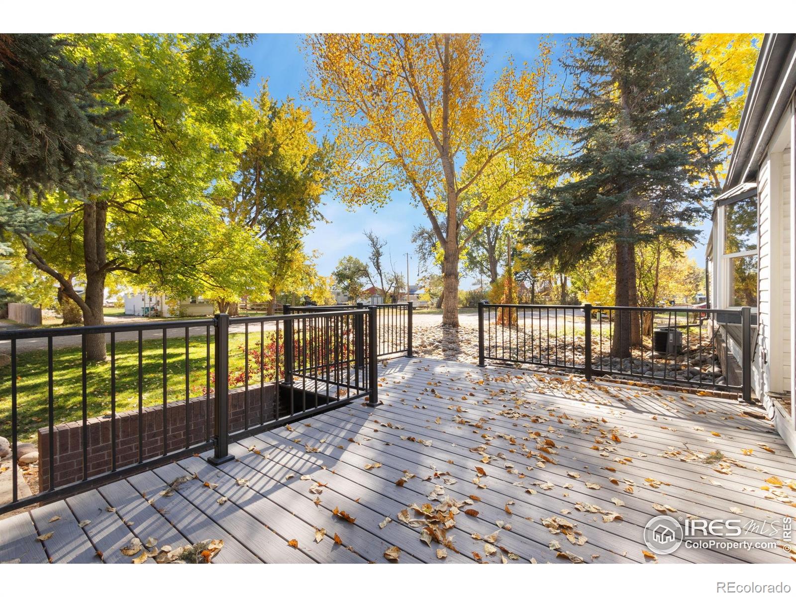 2801 Farview Drive