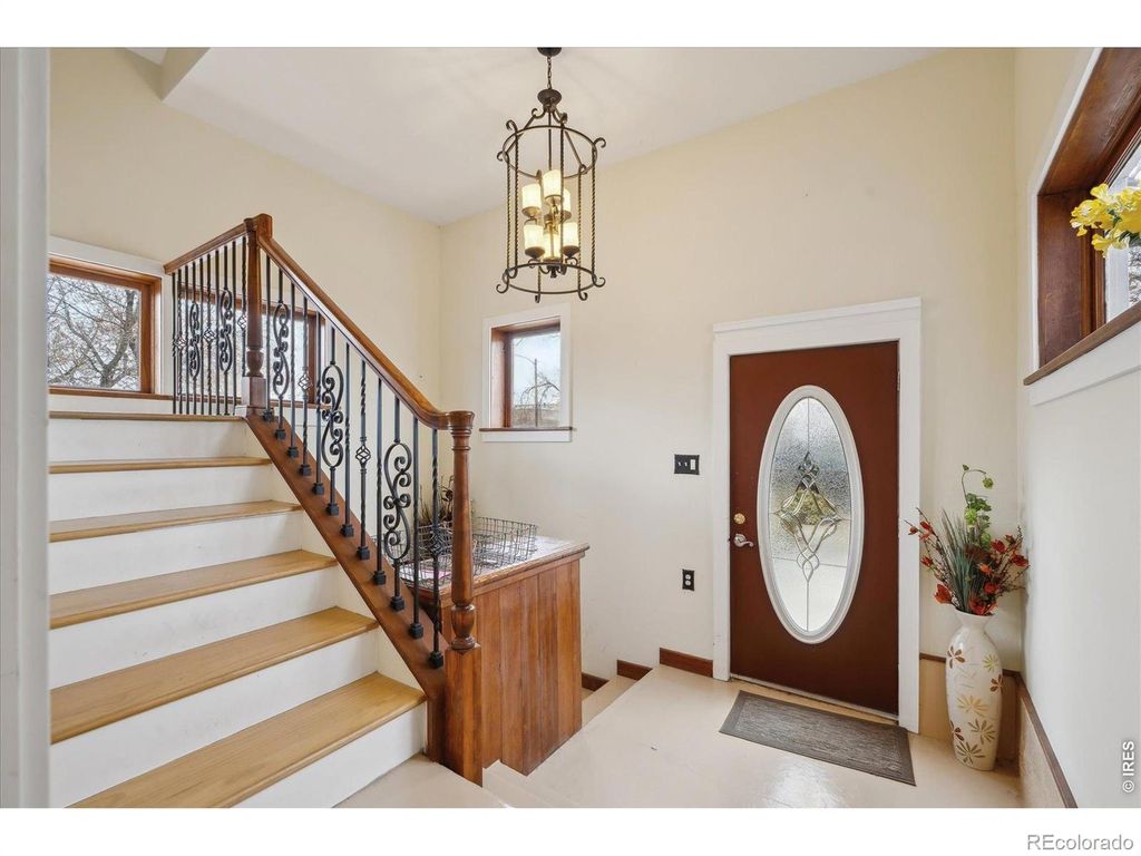 Photo of 211 E Geneseo Street, Lafayette, CO 80026 (MLS # IR1057519)