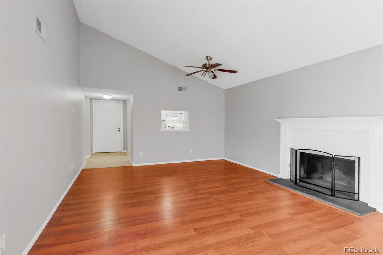 3868 S Fraser Street M09