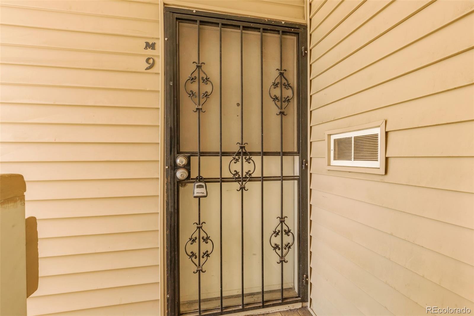 3868 S Fraser Street M09