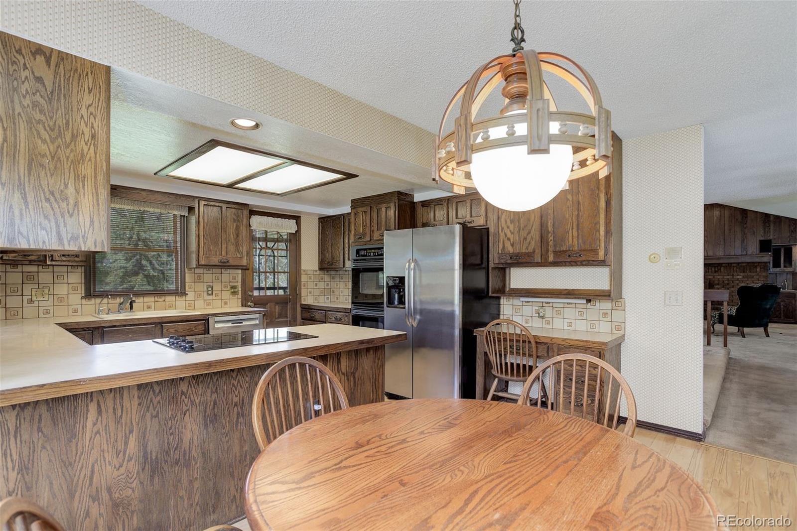 6155 Meadowbrook Drive