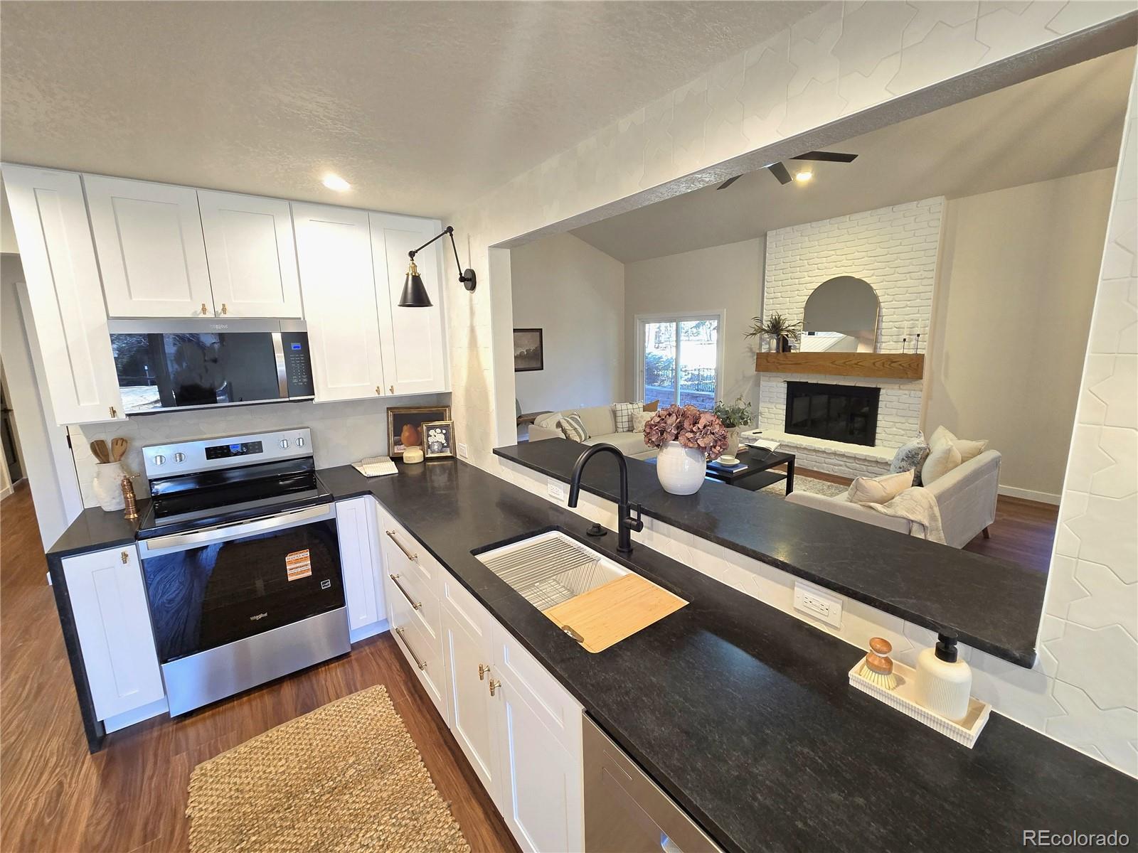 2643 S Wadsworth Circle 25