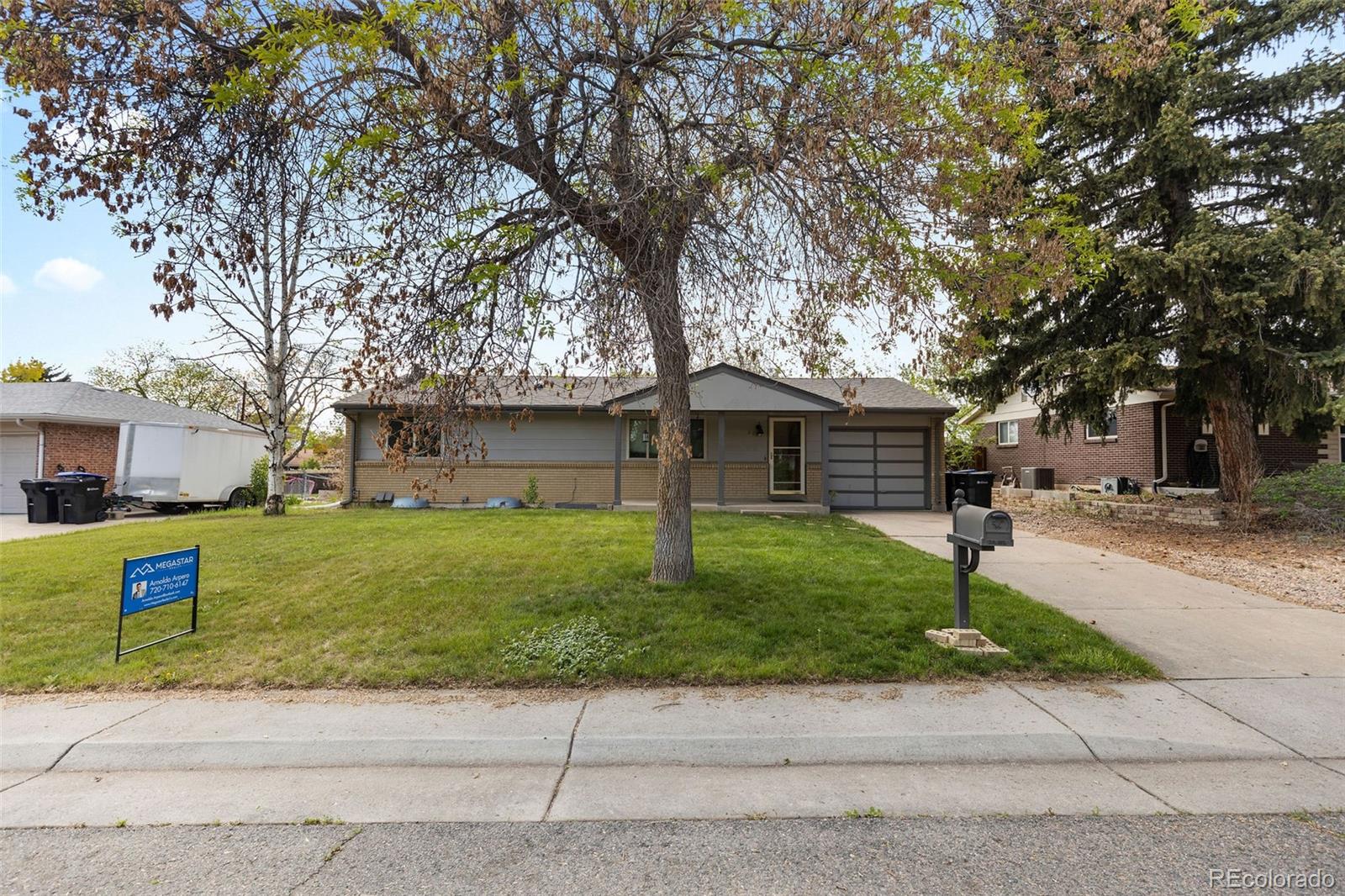 8305 Eaton Way