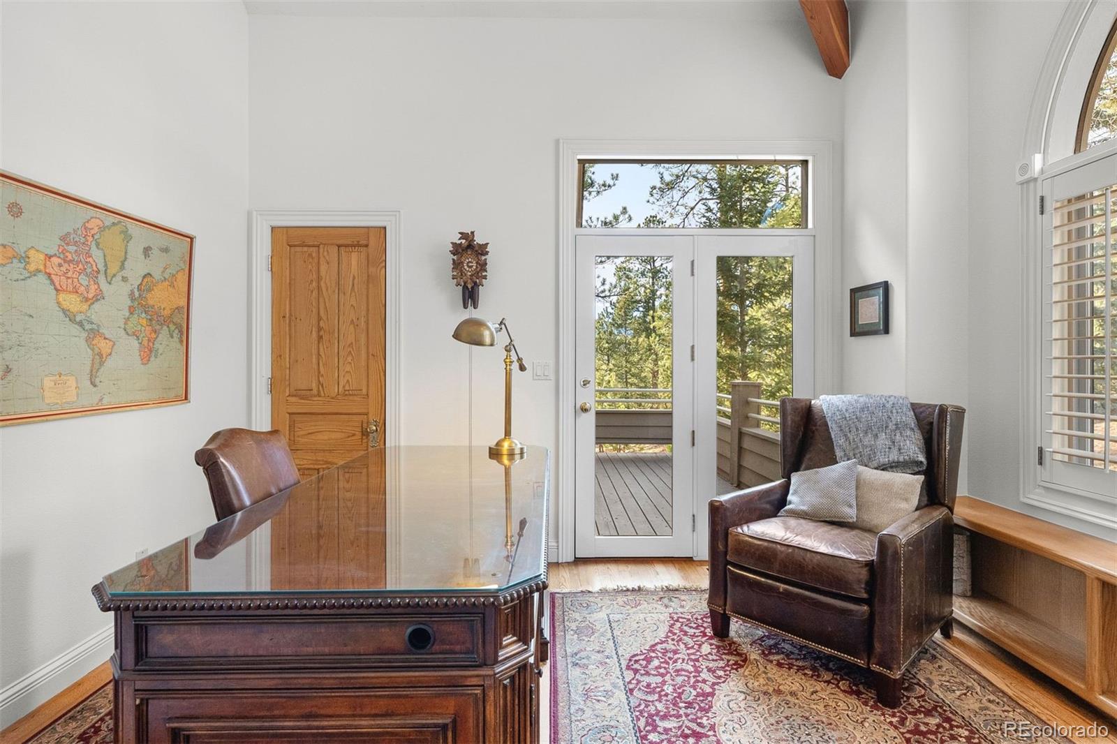 30082 Troutdale Ridge Road