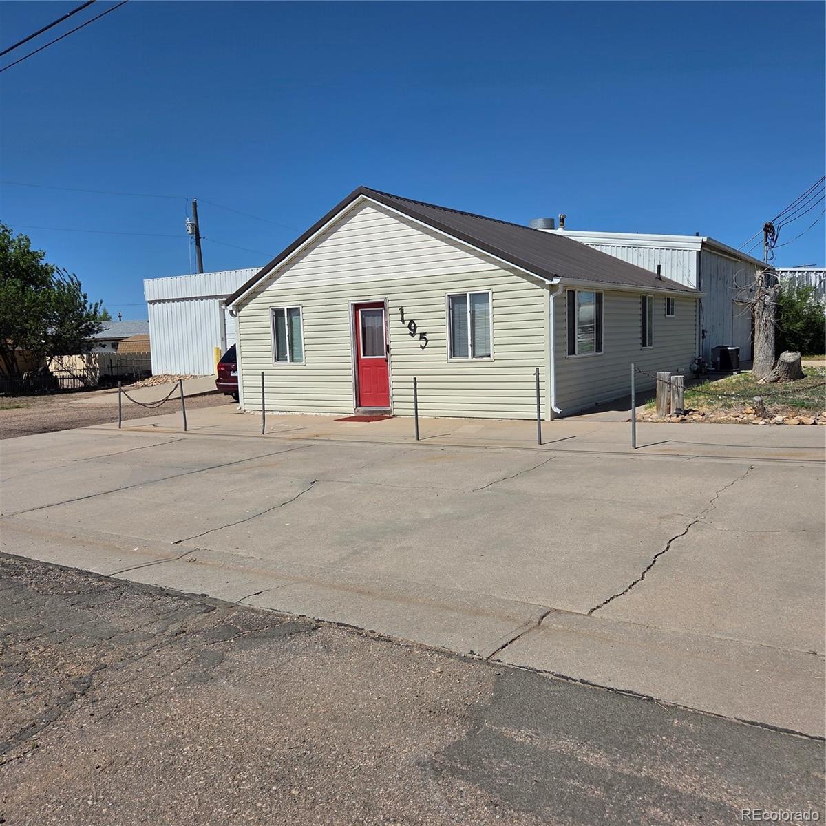 195 N Miller Street