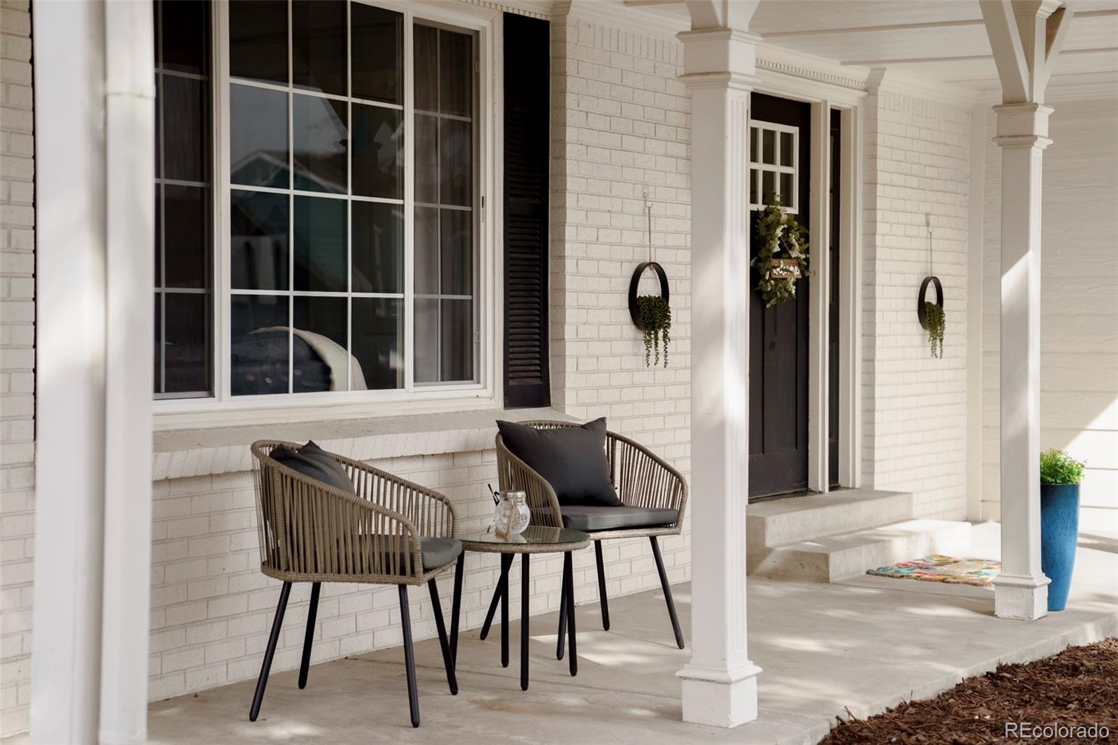 1129 S Kittredge Street