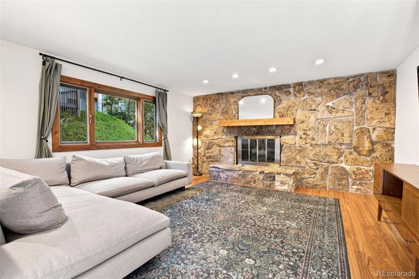 4875 SILVER SPRUCE LN, EVERGREEN, CO 80439 - Image e95ce3d444c2ca4f3bcdd9696e3c9082/3965895690