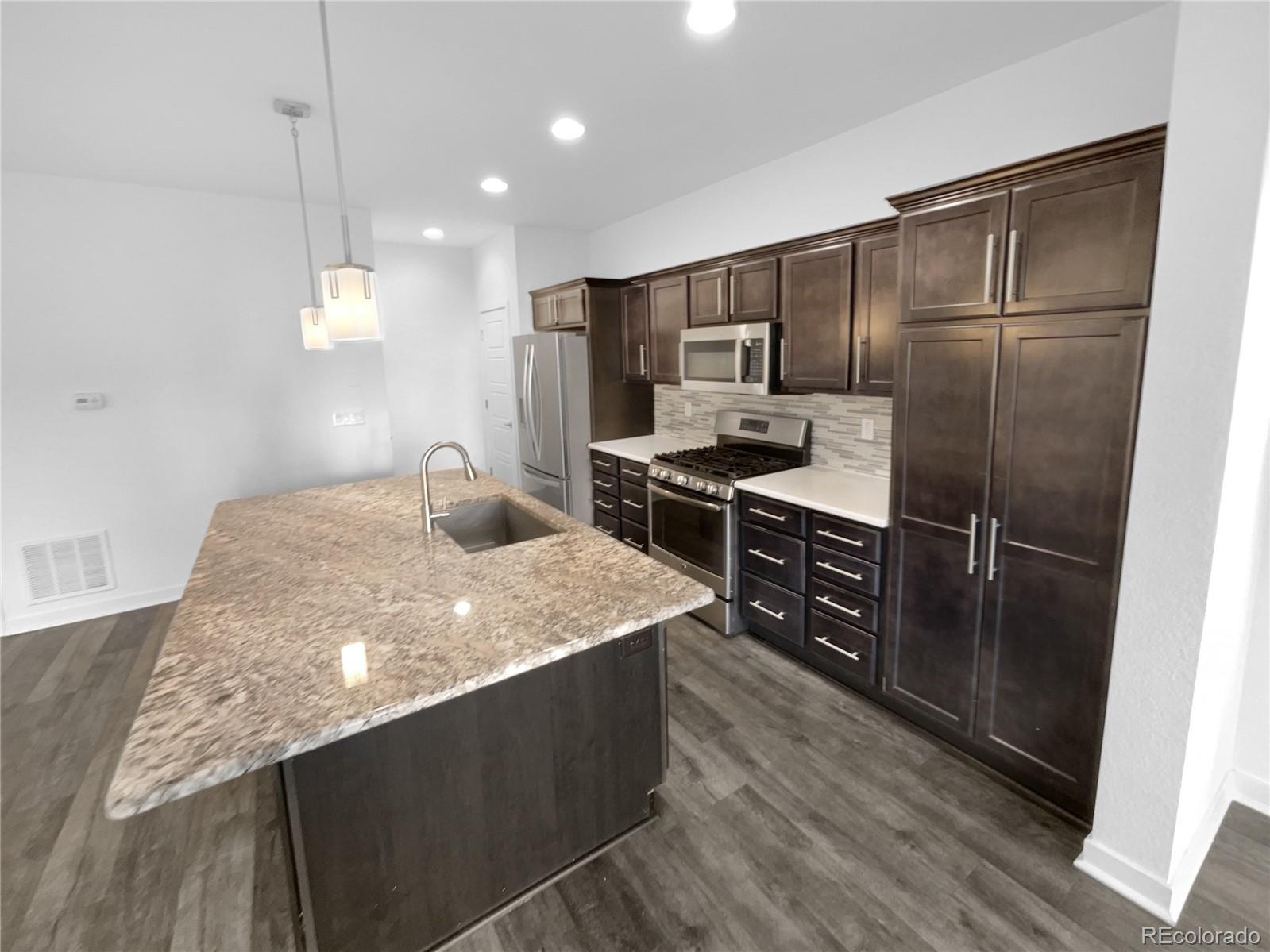 11030 Richfield Circle