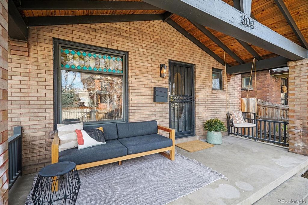 Photo of 304 S Emerson Street, Denver, CO 80209 (MLS # 5002740)