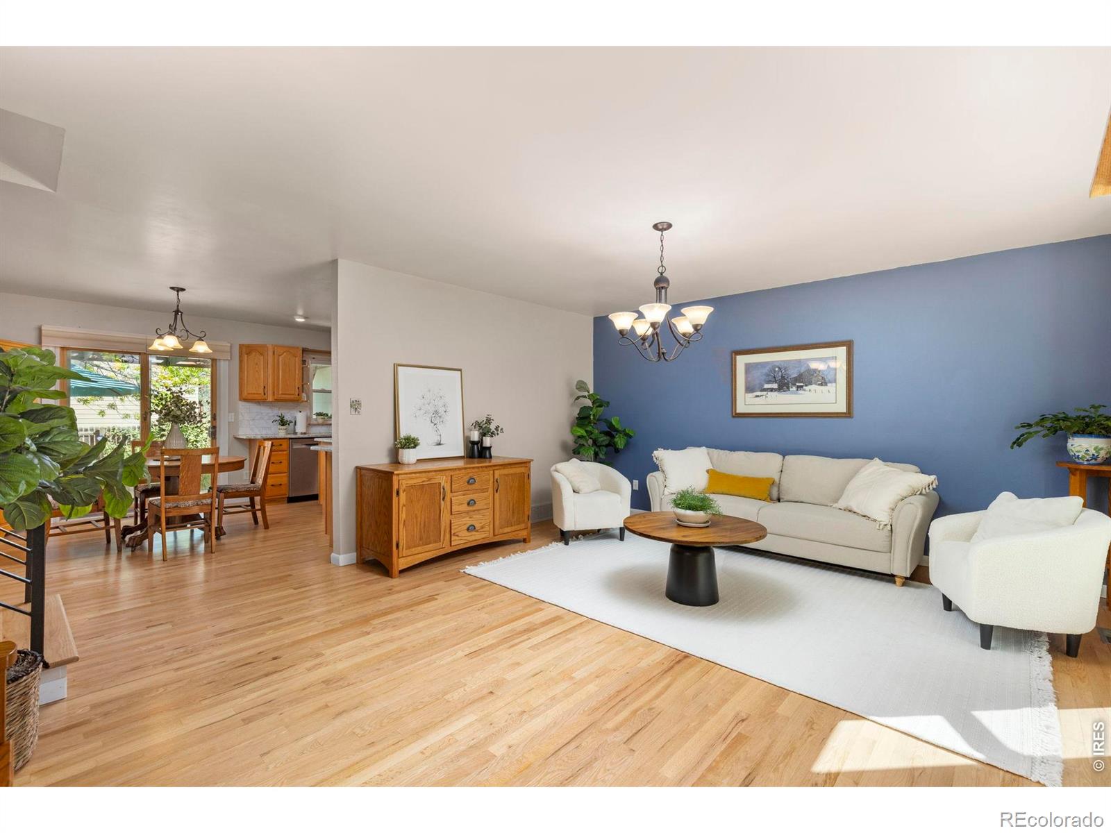 1221 Picardy Place