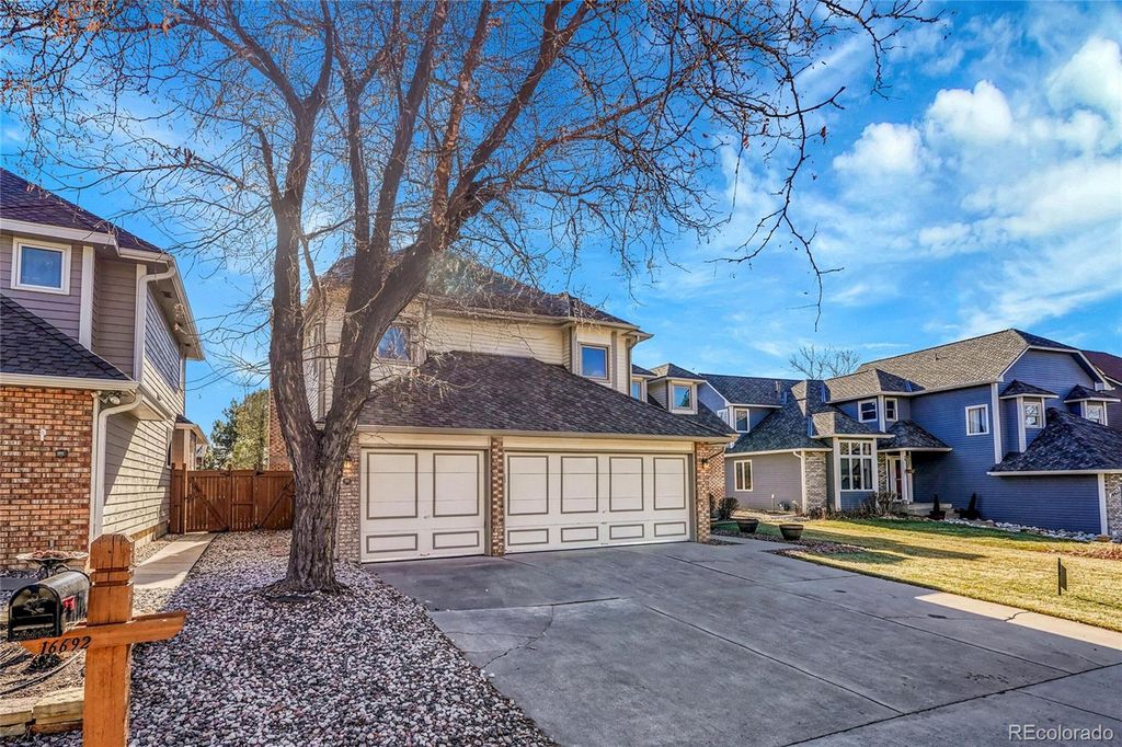 Photo of 16672 E Prentice Circle, Centennial, CO 80015 (MLS # 7188776)