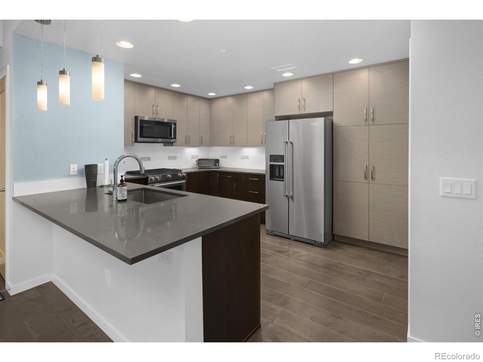 1320 Snowberry Lane 102