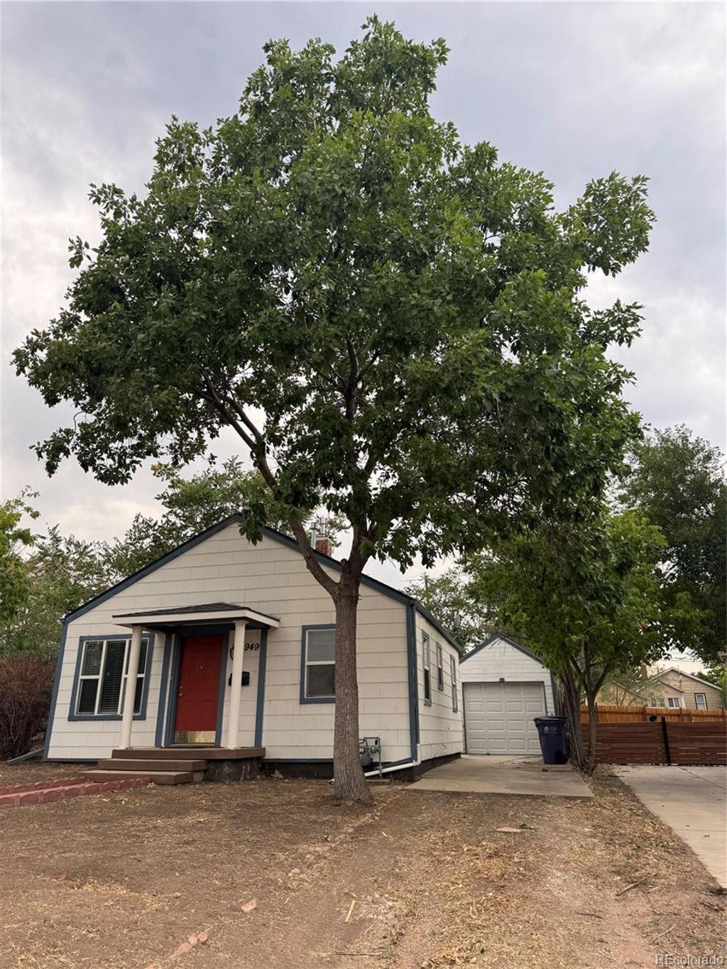 Photo of 949 S Perry Street, Denver, CO 80219 (MLS # 3879656)