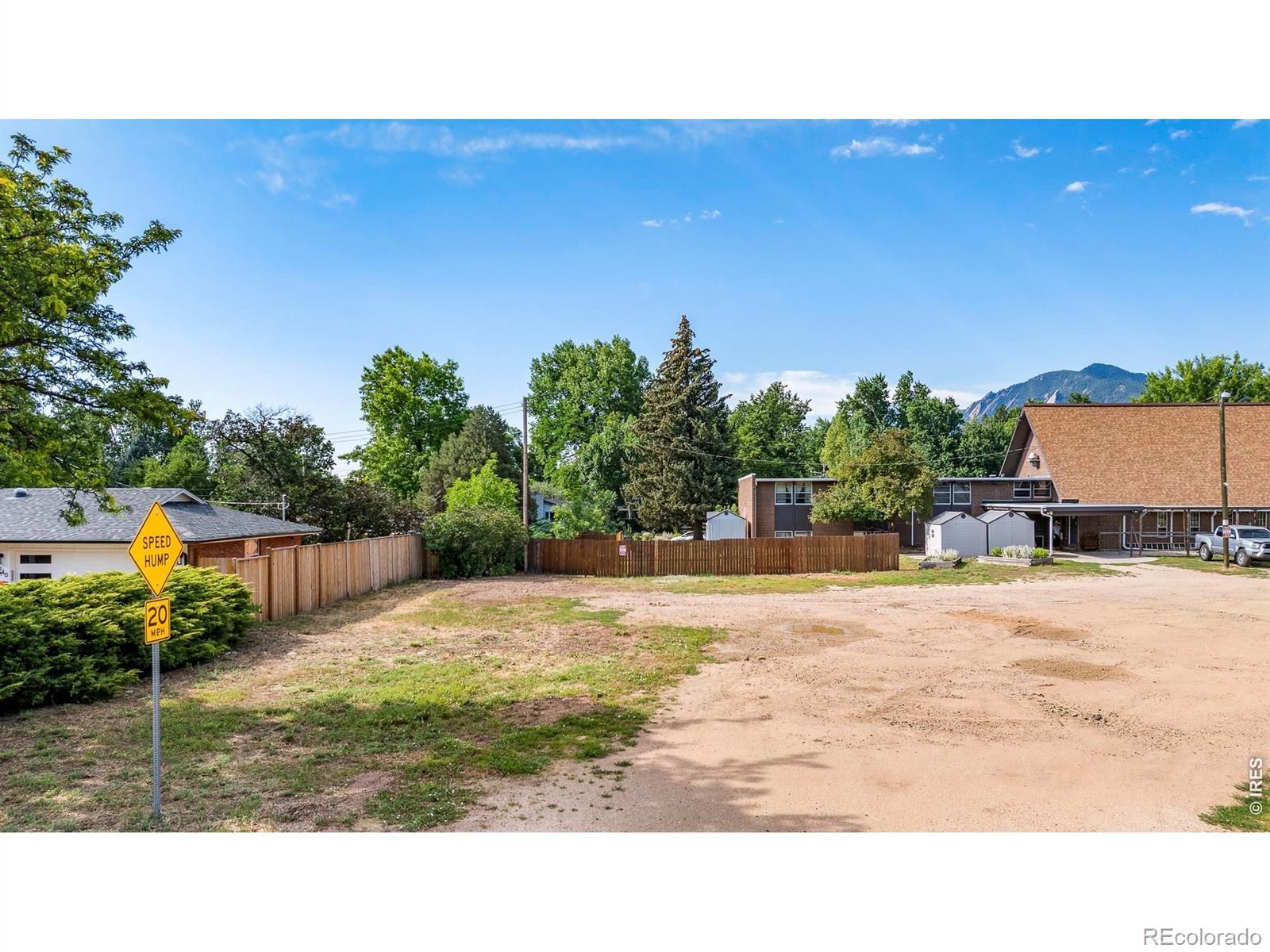 1930 Grape Avenue