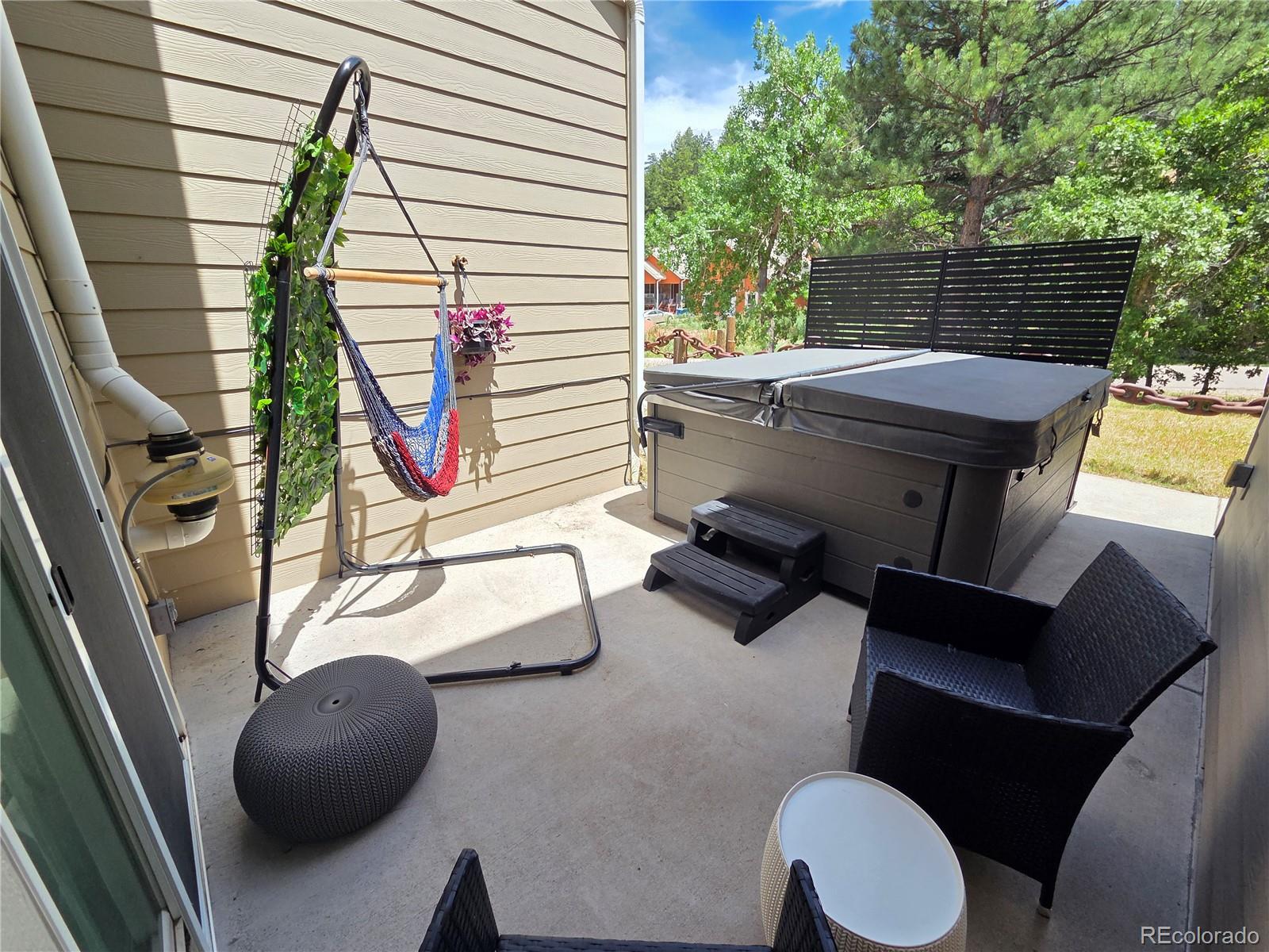 7085 Kiowa Road, Larkspur, CO, 80118 1 7085 Kiowa Road