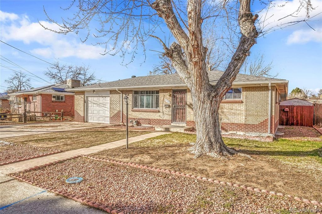 Photo of 2605 W Gunnison Drive, Denver, CO 80219 (MLS # 6327021)