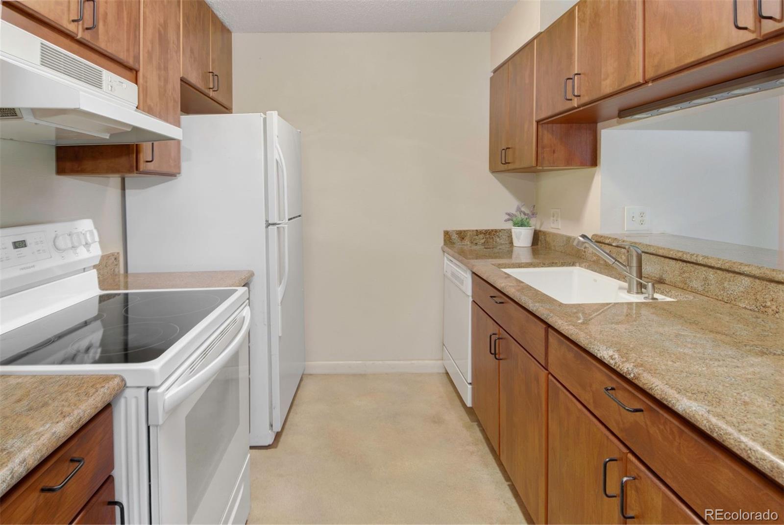 6505 Kalua Road 104B