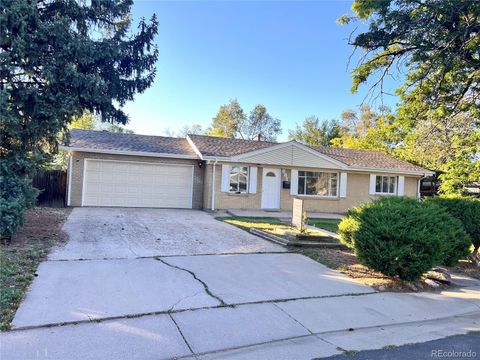 885 Ironton Street Aurora CO 80010