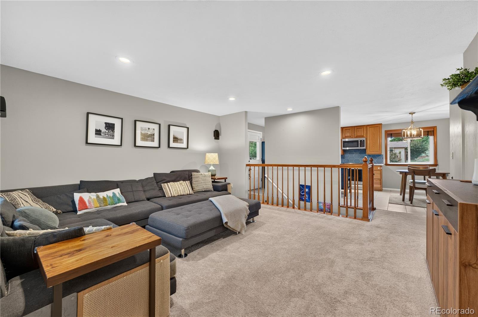 9038 W 77th Place