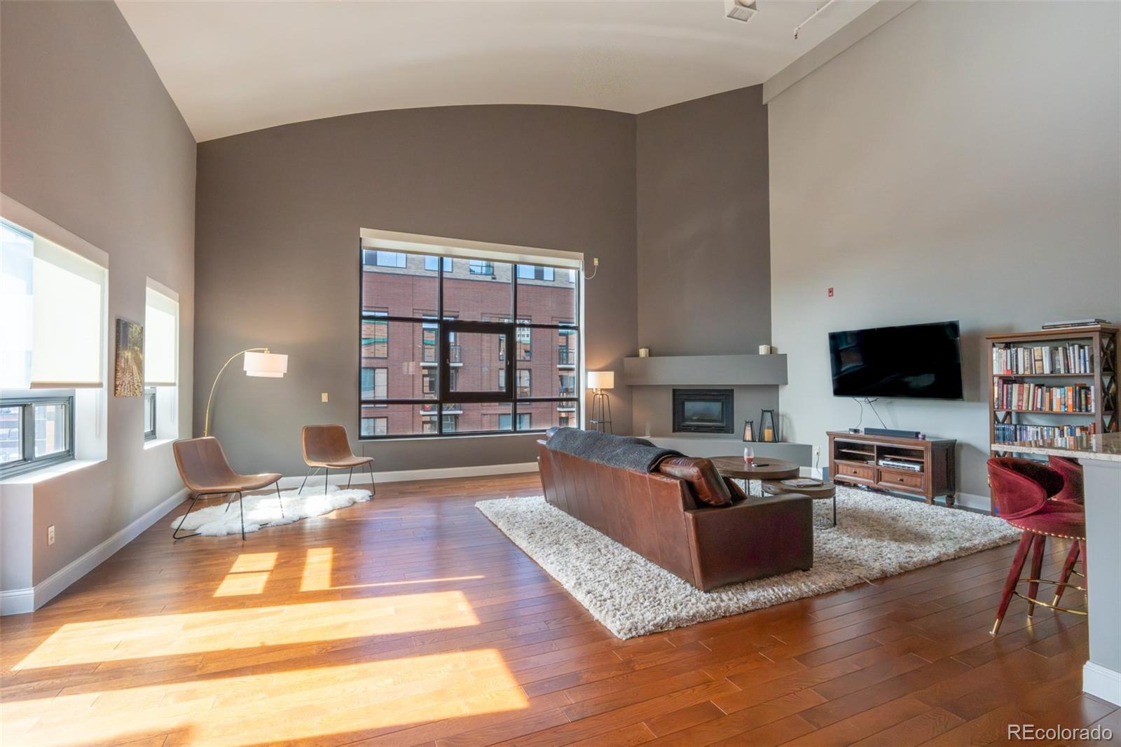 930 Acoma Street 301