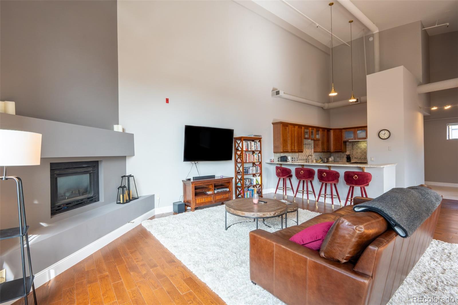 930 Acoma Street 301