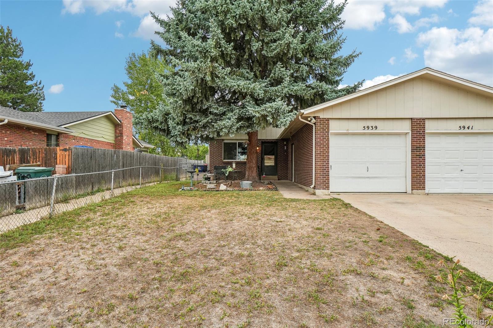 5939 Newcombe Court 5941 & 5939