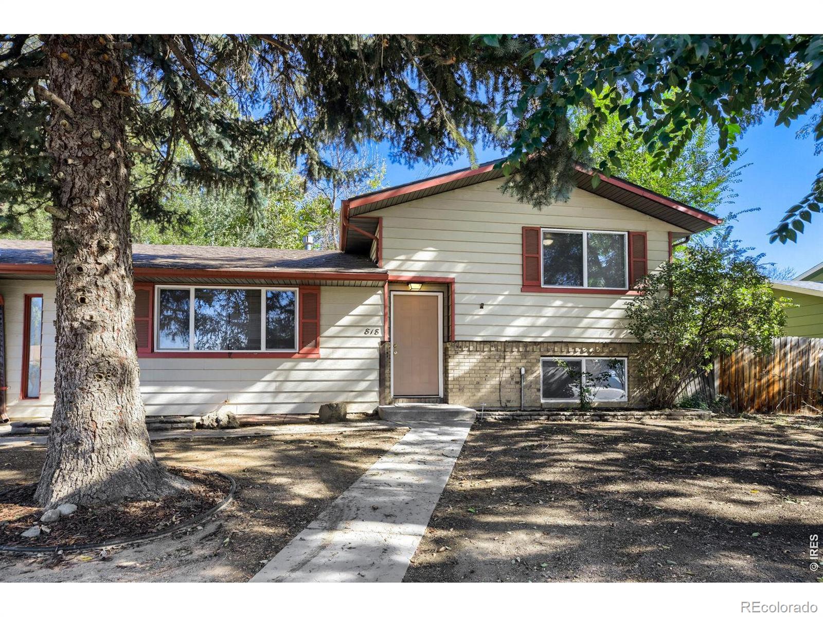 818 Hubbard Drive