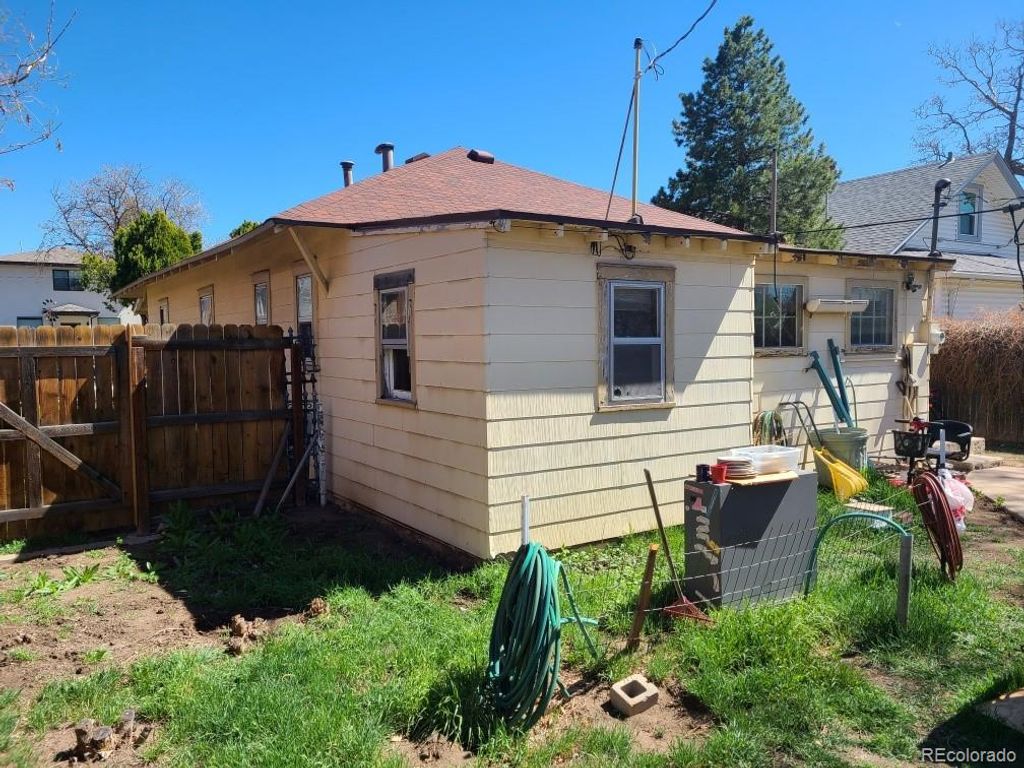 Photo of 3733 S Bannock Street, Englewood, CO 80110 (MLS # 6025369)