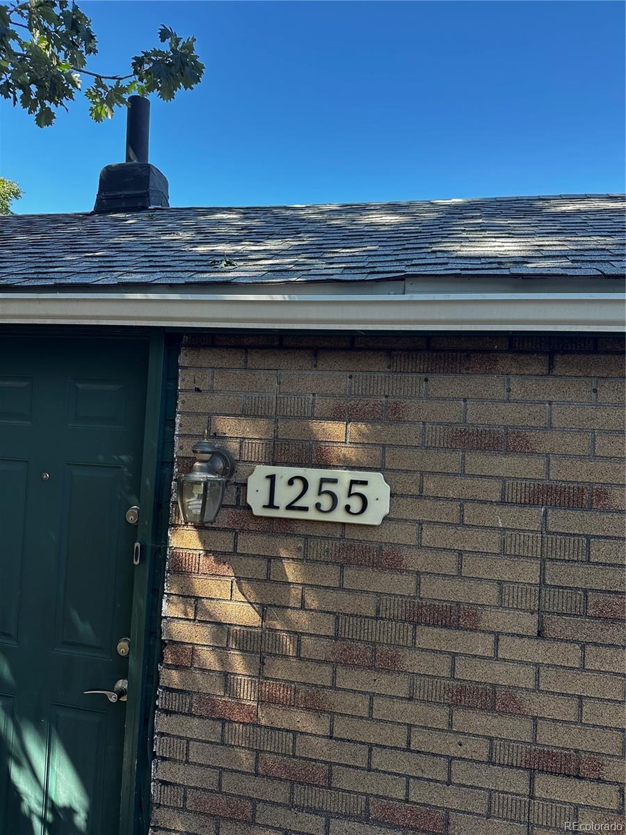 1255 Dallas Street