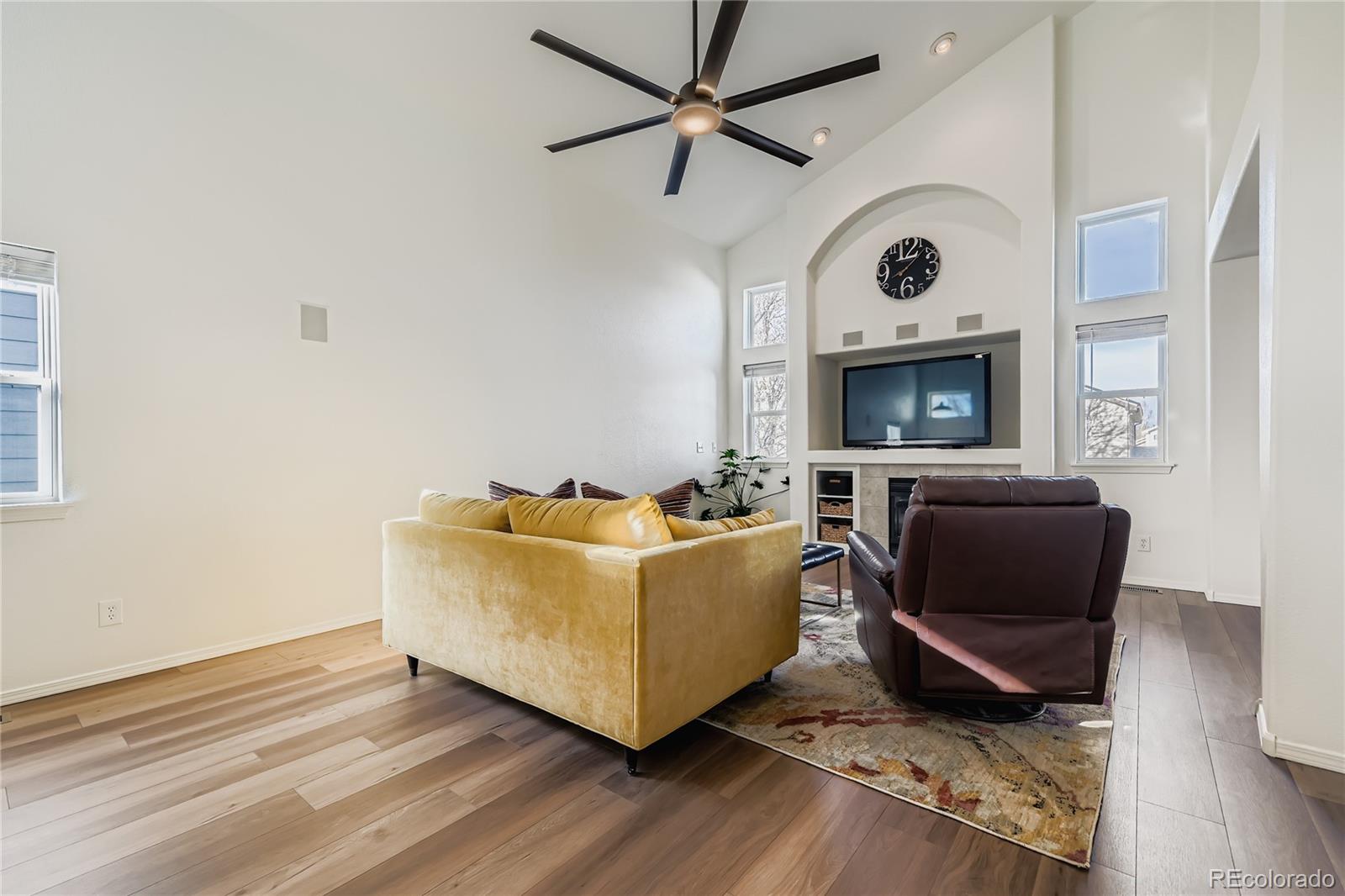 6321 Snowberry Avenue