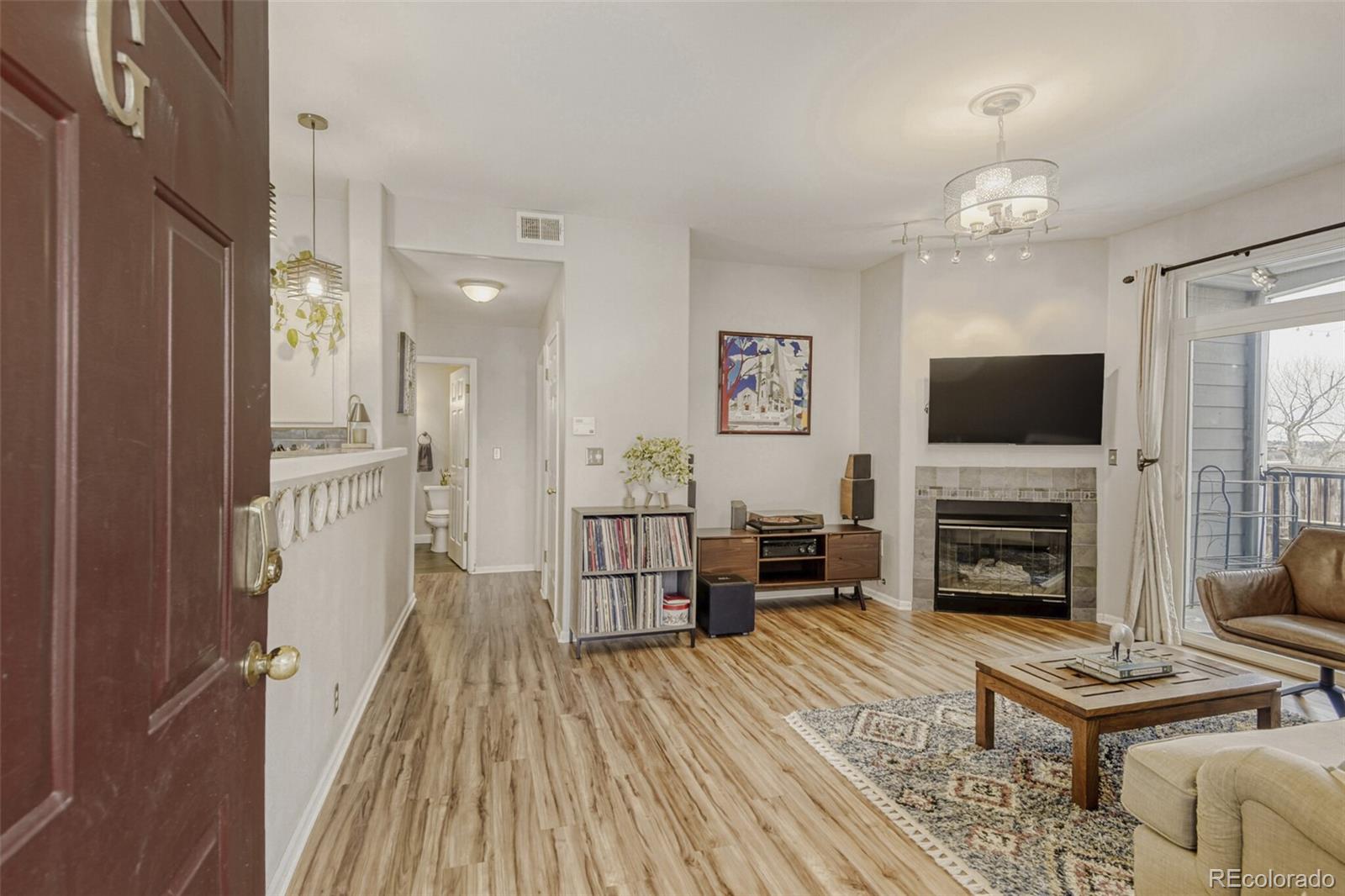 8500 E Jefferson Avenue 10G