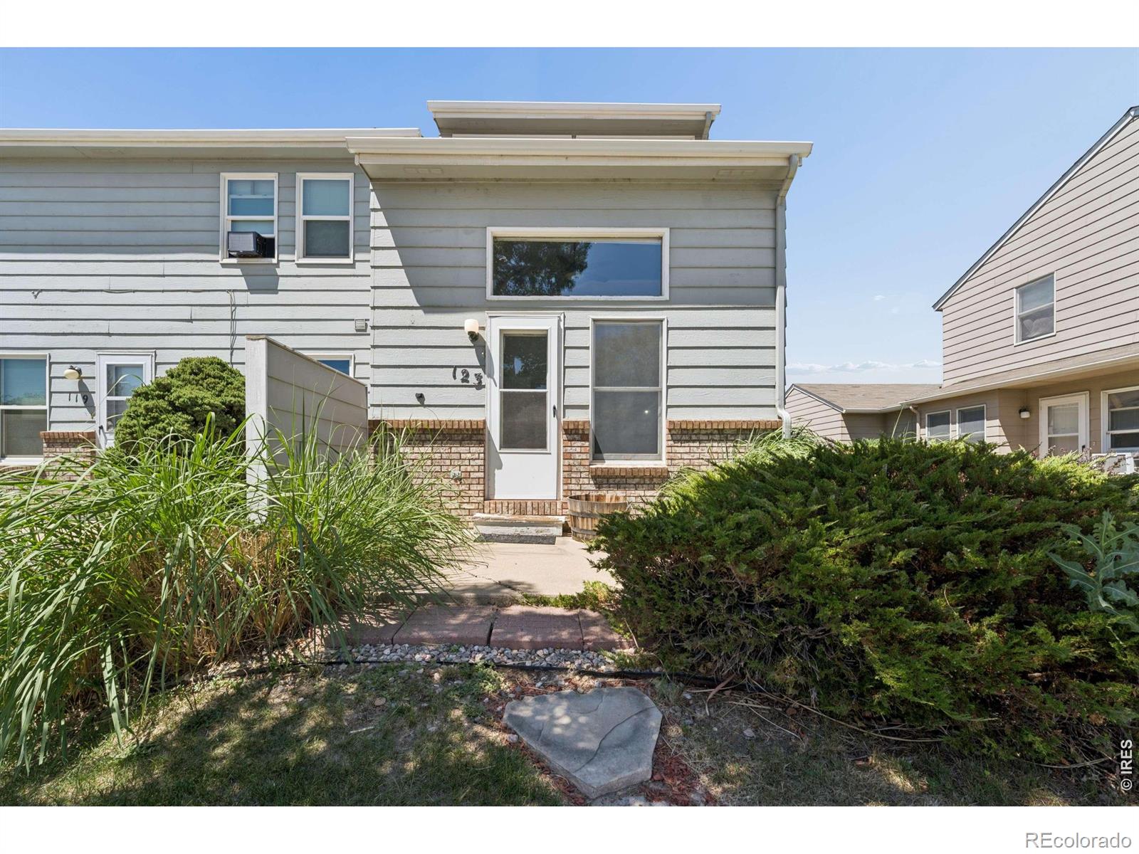 123 E 42nd Street