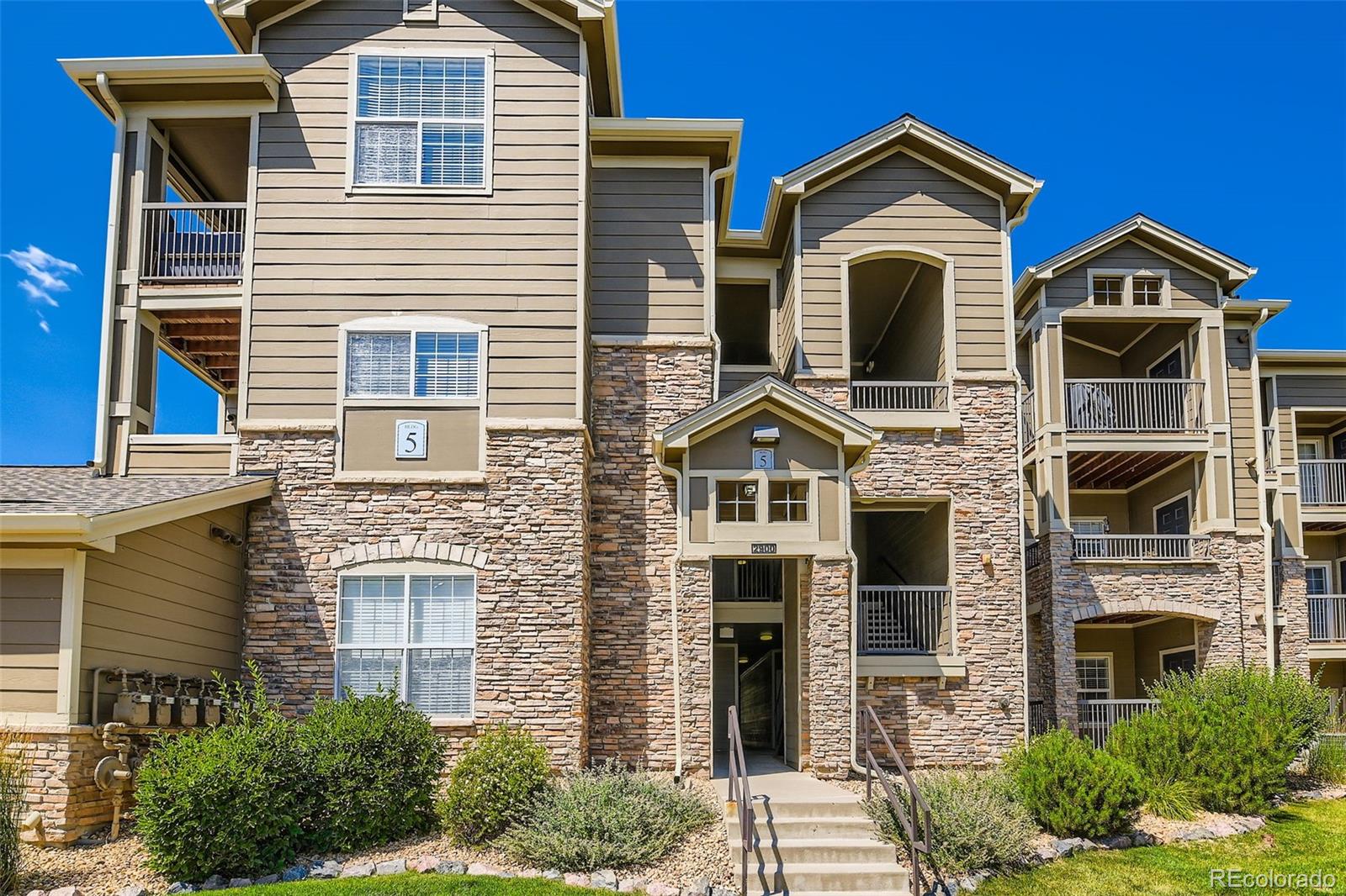 2900 Blue Sky Circle 5-103