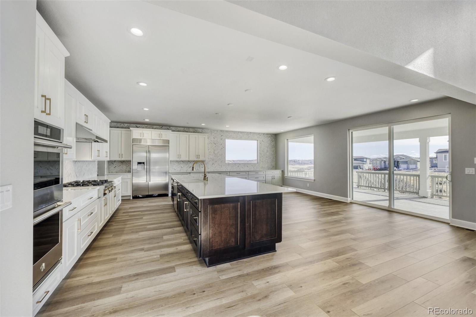 5990 Hickory Oaks Trail