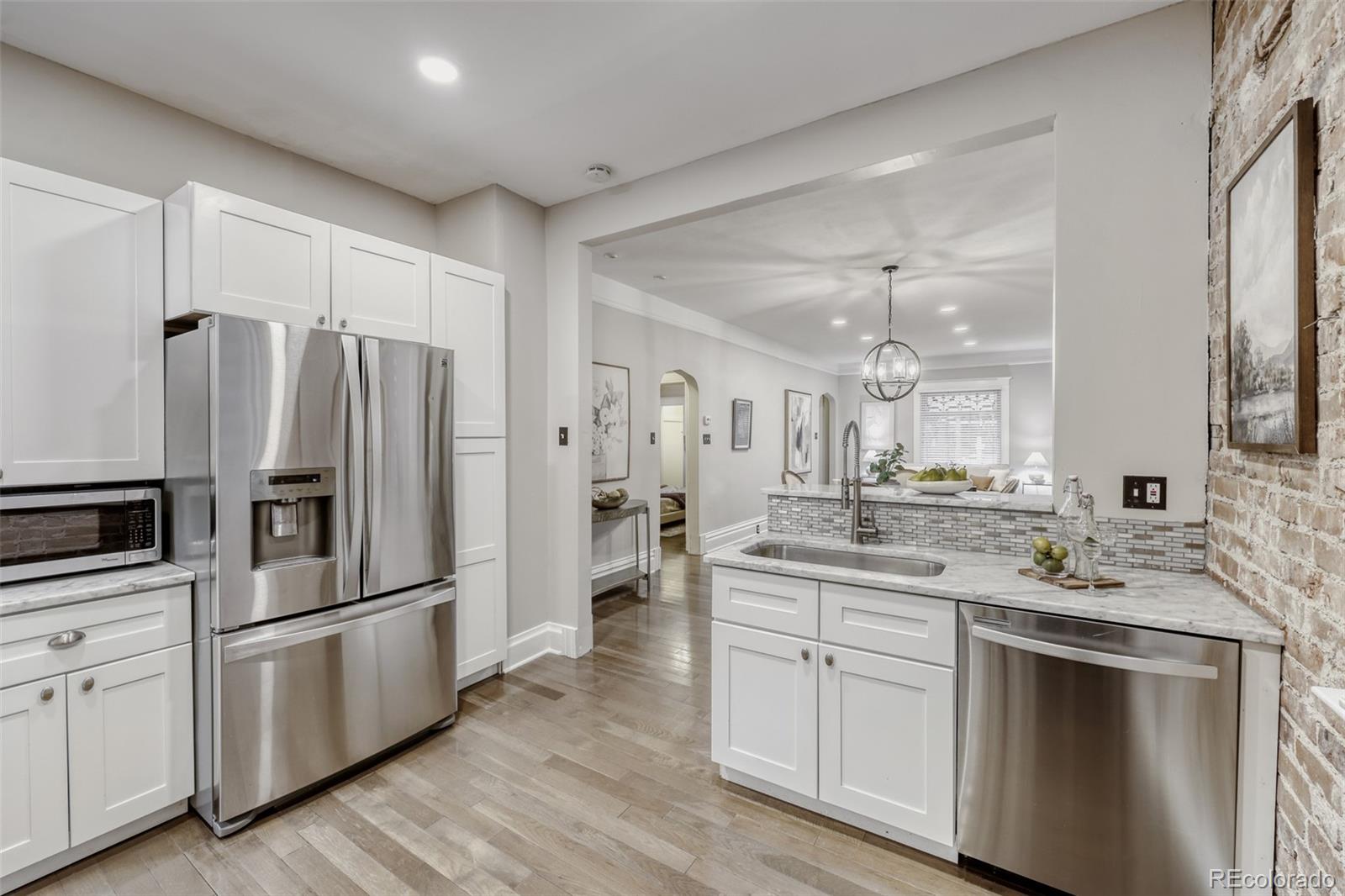 1035 S Pennsylvania Street