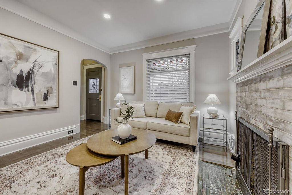 Photo of 1035 S Pennsylvania Street, Denver, CO 80209 (MLS # 6854829)