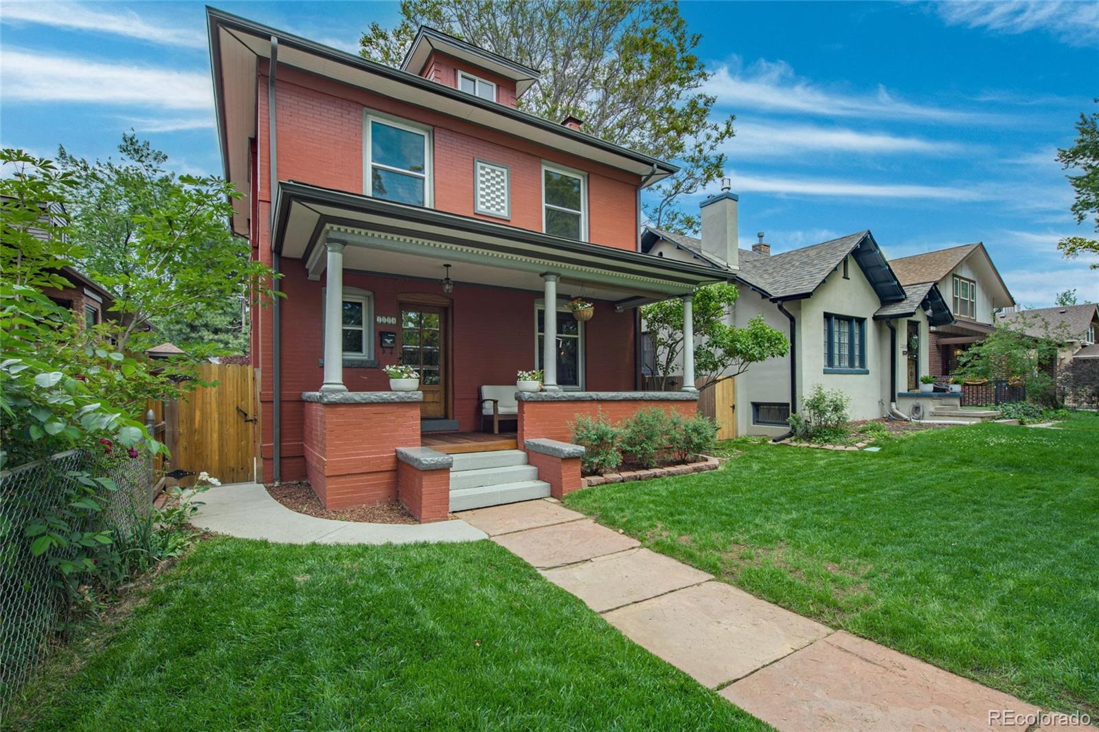1054 Steele Street