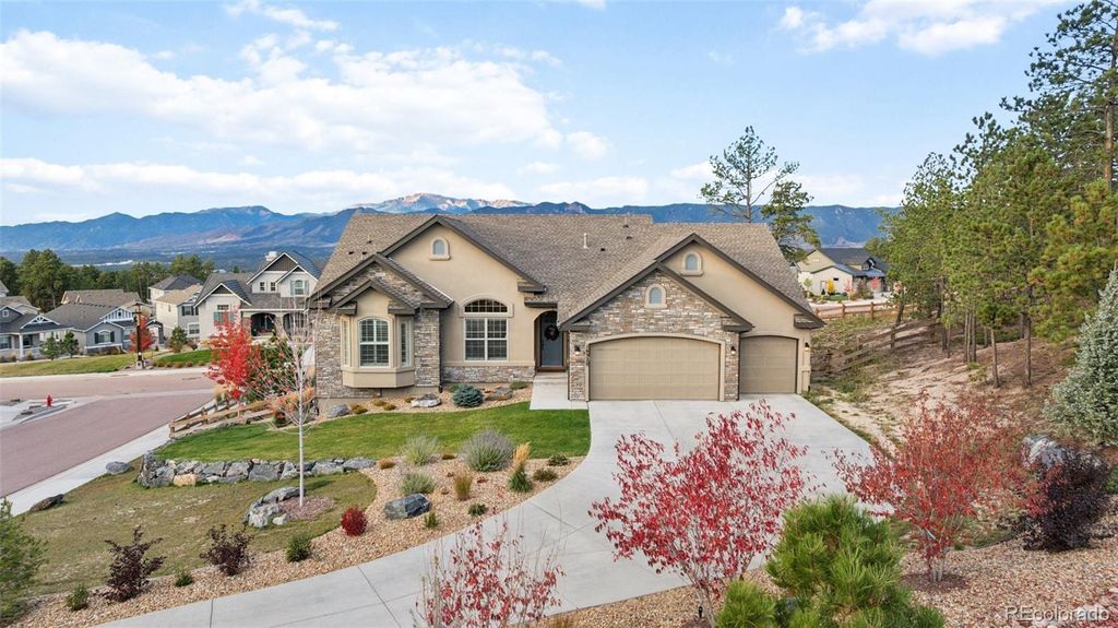 Photo of 16320 Sunset Peak Lane, Monument, CO 80132 (MLS # 7025663)
