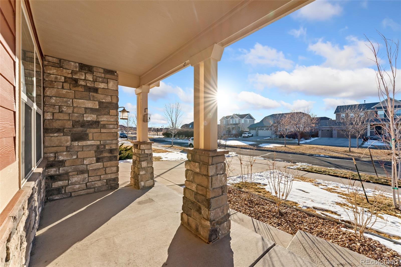 464 N Jamestown Way