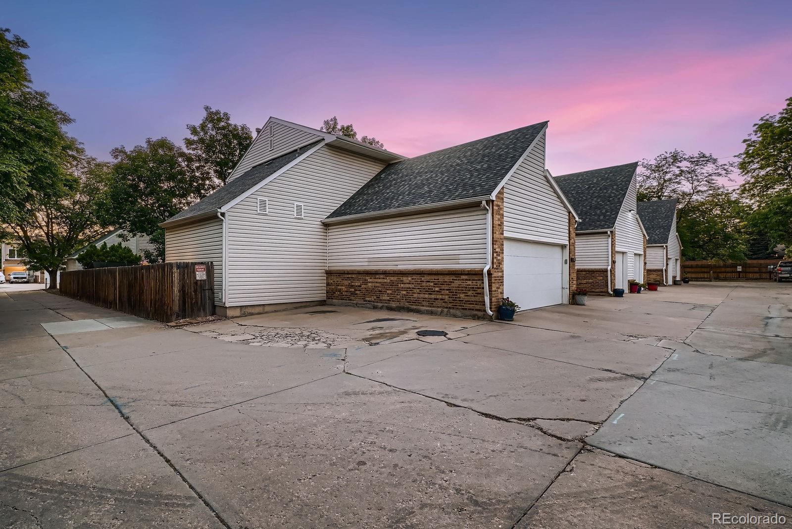 11943 E Nevada Circle, Aurora, CO, 80012 3 11943 E Nevada Circle