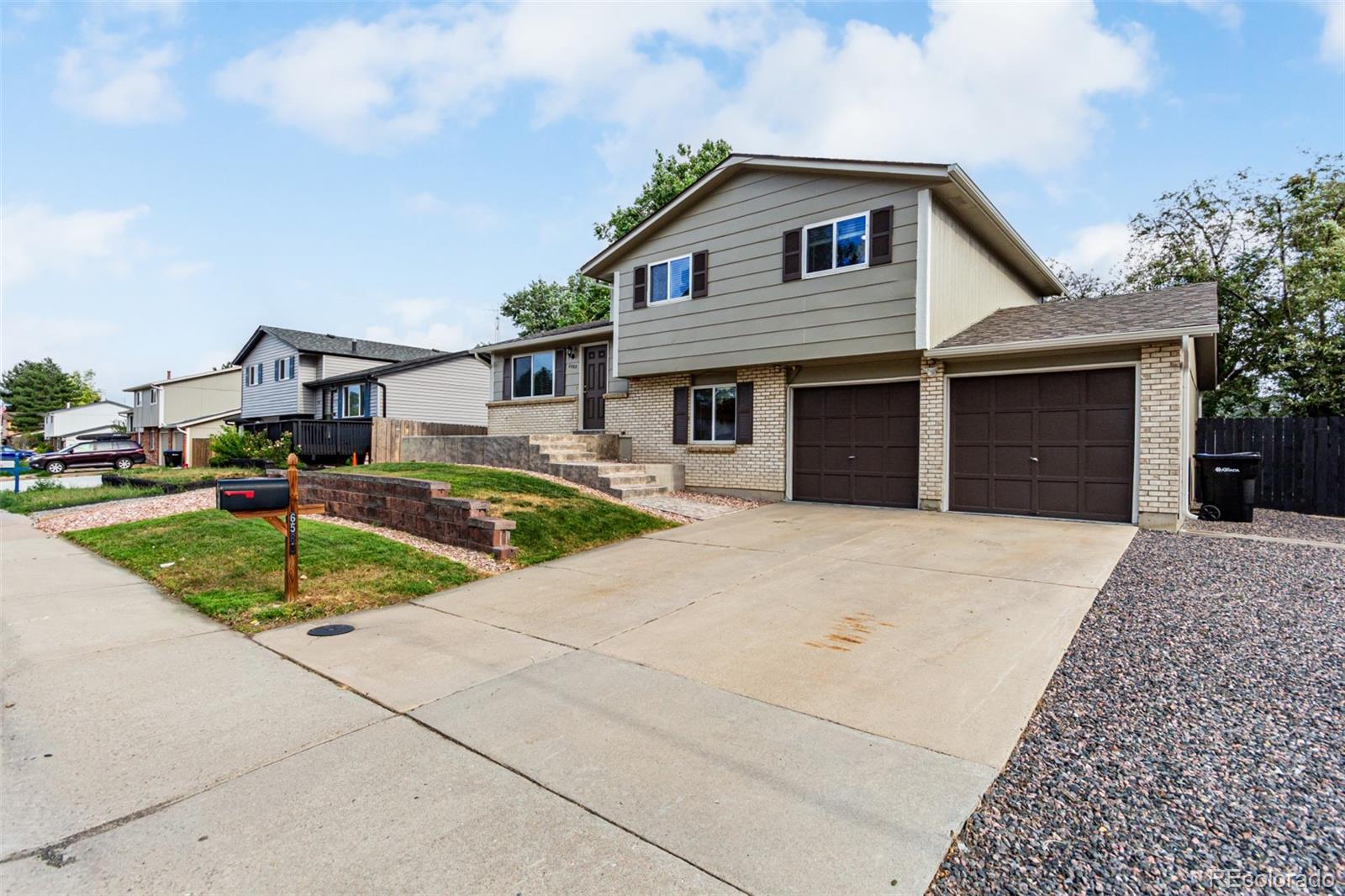 6580 W 74th Place