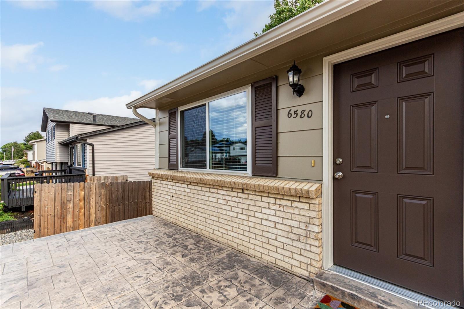 6580 W 74th Place