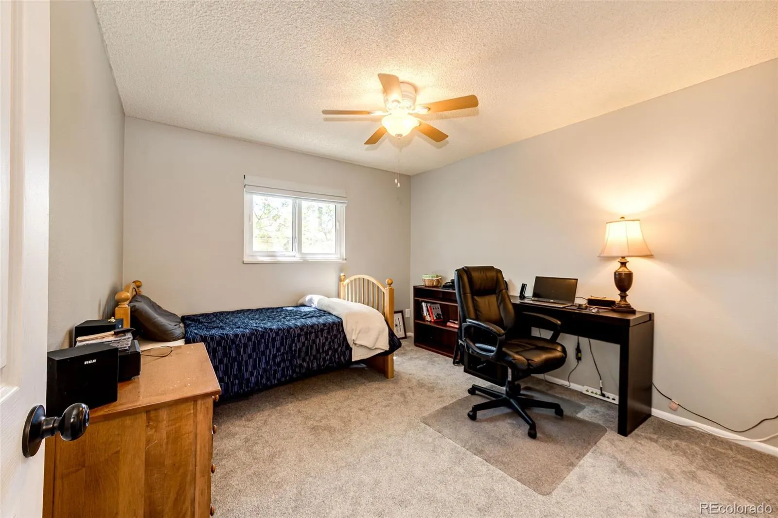 Lakewood, Colorado 80228, United States, 3 Bedrooms Bedrooms, ,3 BathroomsBathrooms,Residential,Active,133041